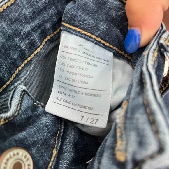 KanCan button fly skinny jeans with distressed ankle - Picture 5 of 5